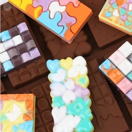 12 Cavity Break Apart Chocolate Mold – 12 Different Designs