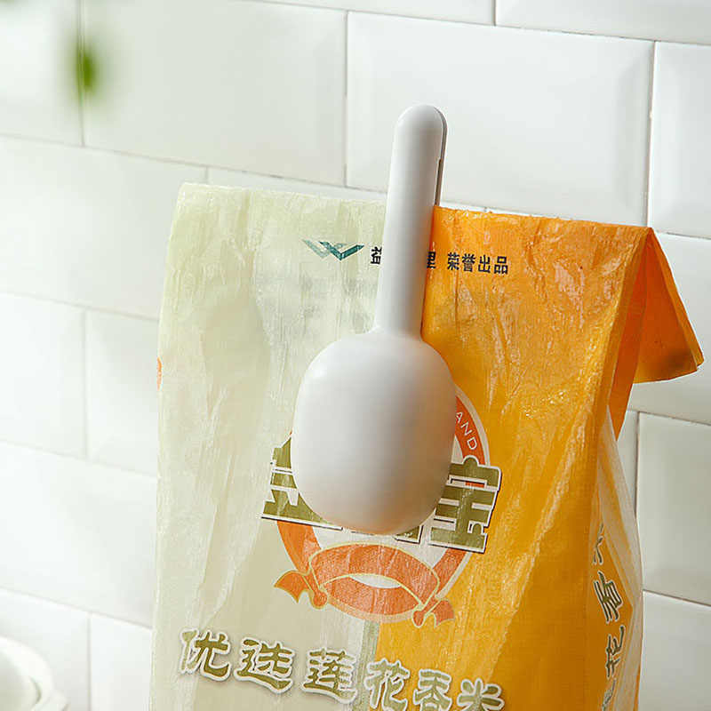 Random Color Plastic Kitchen Shovel Bucket-Shaped Spoon With Bag Seal Clip, Multi-Functional Rice Spoon Ice Cream Spoon, Seal clip bag