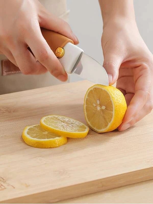 2in1 Vegetable Peeler & Knife With Protective Case