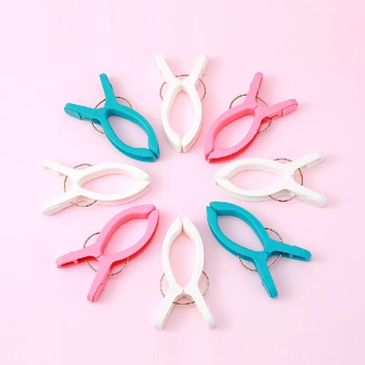 4 Pcs Plastic Big Clothes Pegs