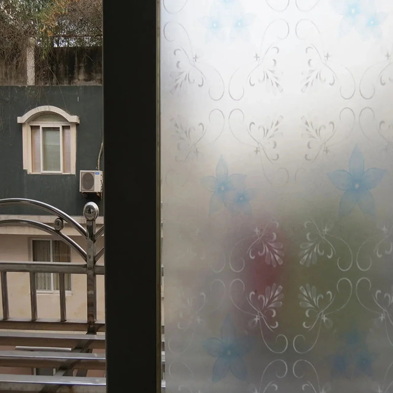 Self-Adhesive Privacy Glass/Window Film