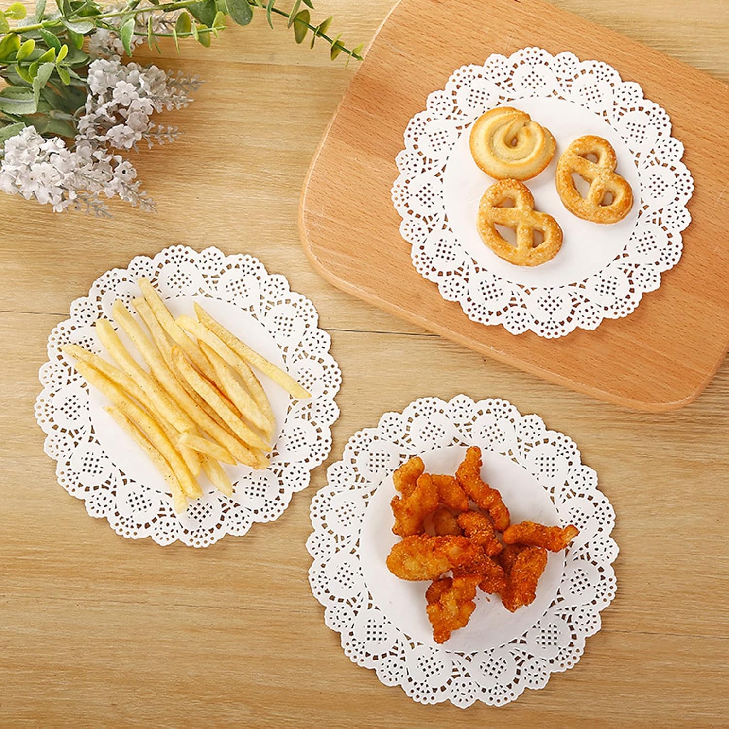 Pack of 100 - Disposable Food Grade Round Paper Doilies