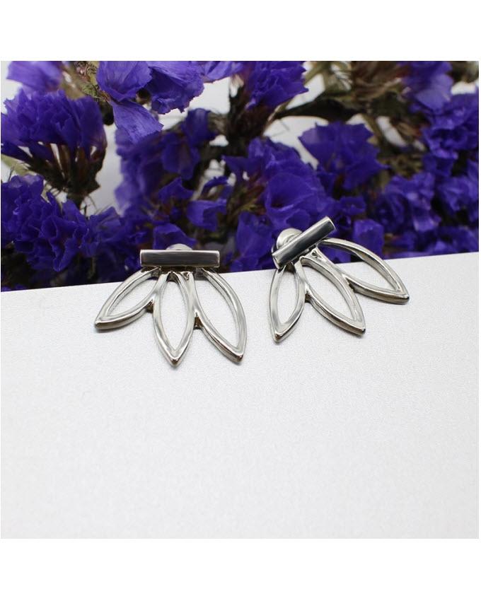 Leaves Shaped Stud Earrings