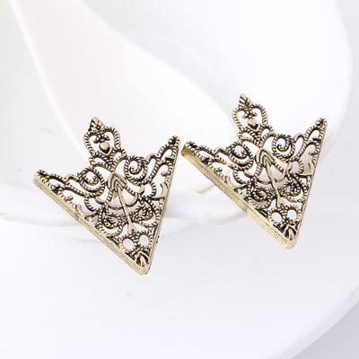 Pair of Retro Hollow Pattern Shirt Collar Antique Look Brooches