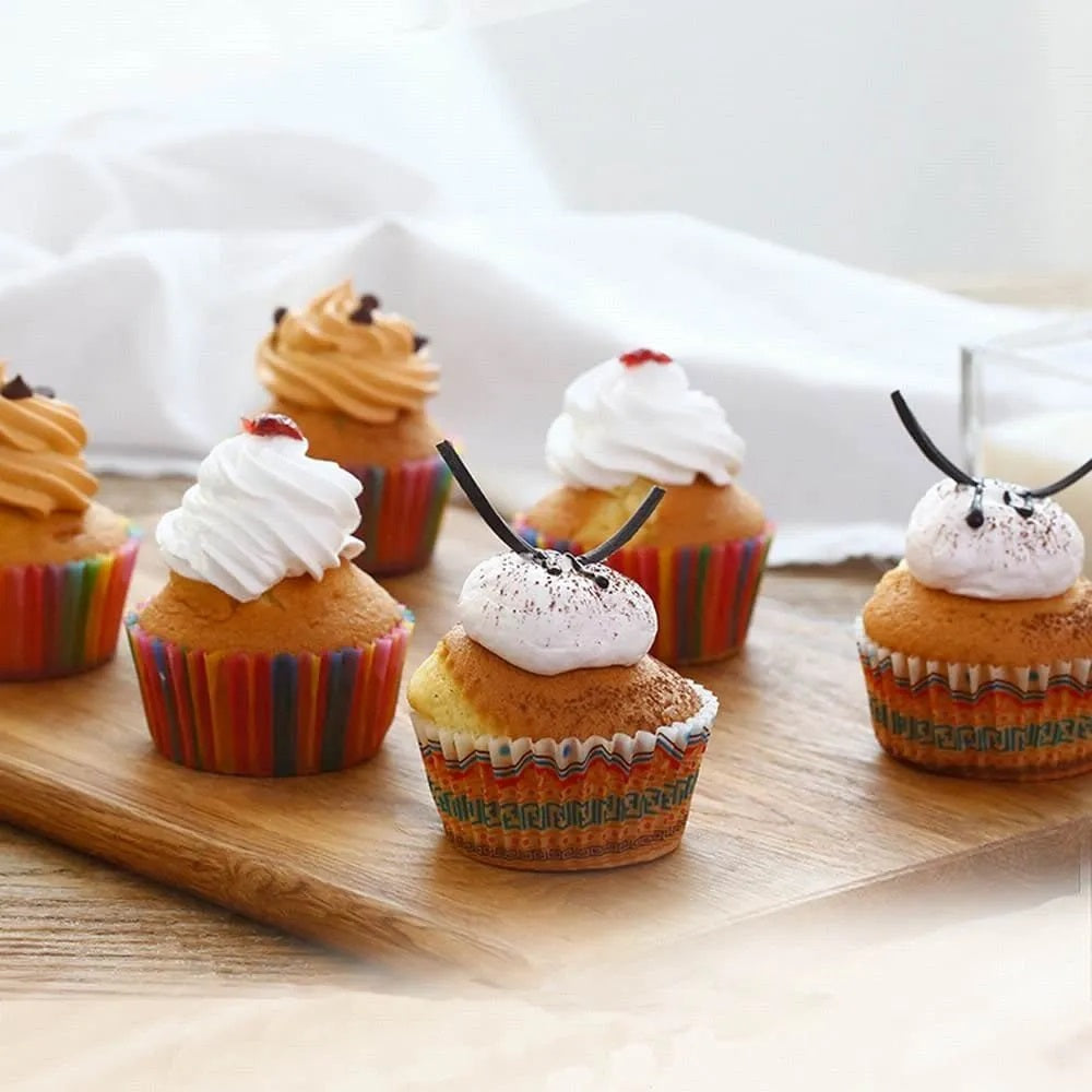 100 Piece's Random Print Disposable Cupcake Liners