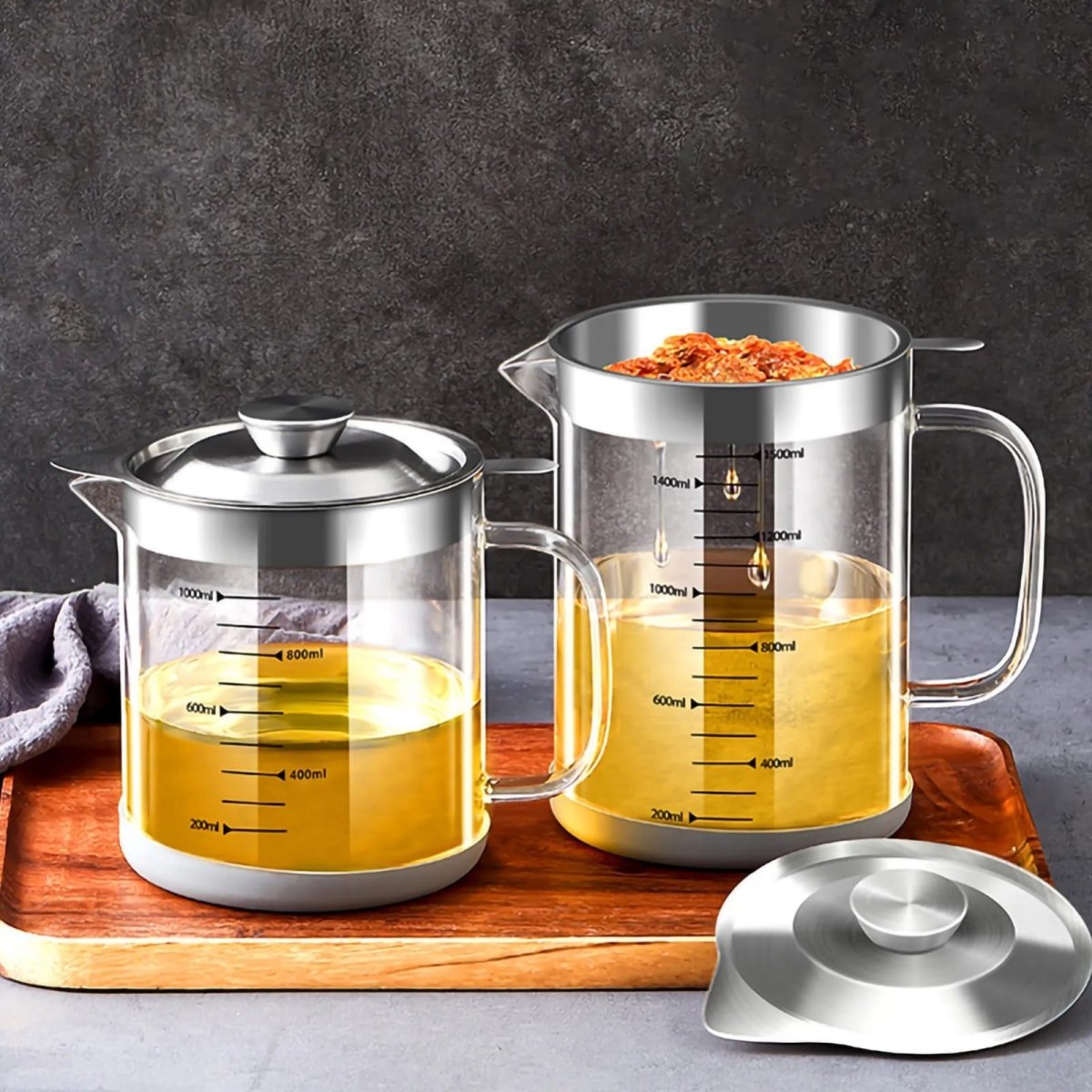 Glass Oil Pot with Stainless Steel Lid and Strainer
