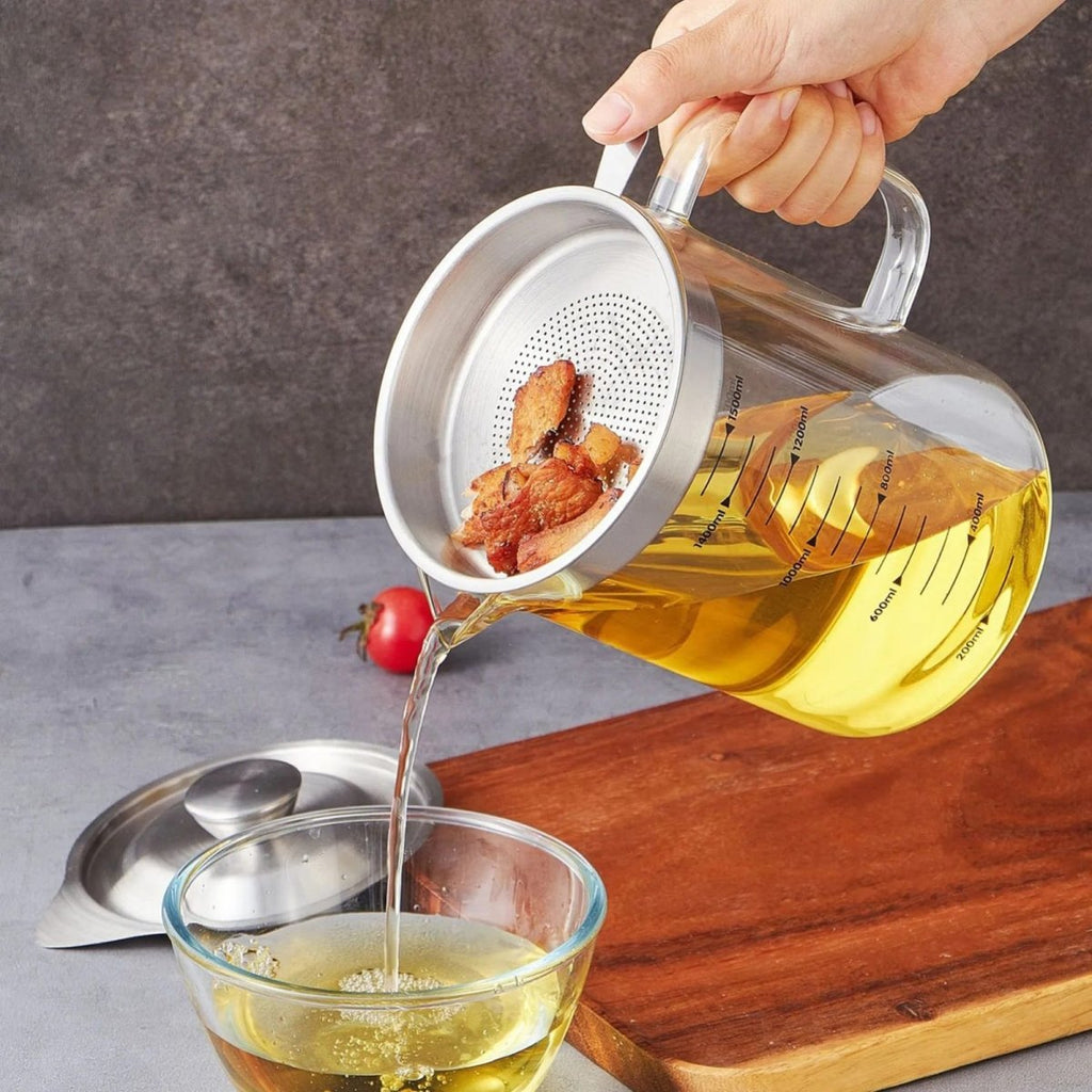 Glass Oil Pot with Stainless Steel Lid and Strainer