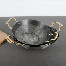 Single Sided Honeycomb Wok with Golden Handles