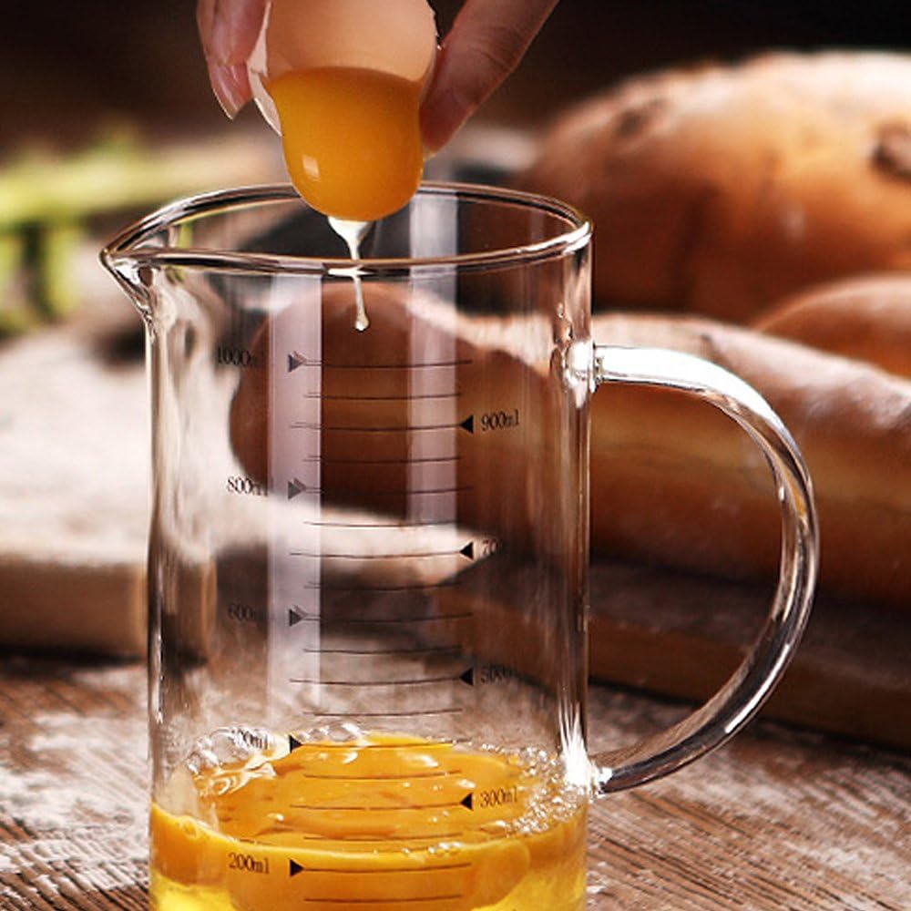 Measuring Glass Jug with Handle & Wooden Lid