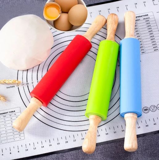 Non-stick Wooden Handle Silicone Rolling Pin