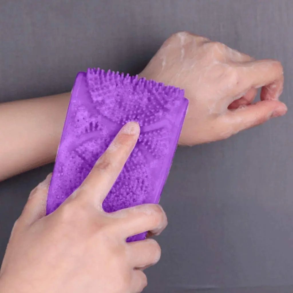 Random Color Extendable Silicone Back Body Scrubber Brush Belt Exfoliating Scrubber, Bath Shower Silicone Body Brush Bath Belt