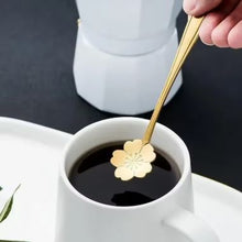 Set of 6 - Stainless Steel Gold-Plated Flower Spoons