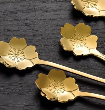 Set of 6 - Stainless Steel Gold-Plated Flower Spoons